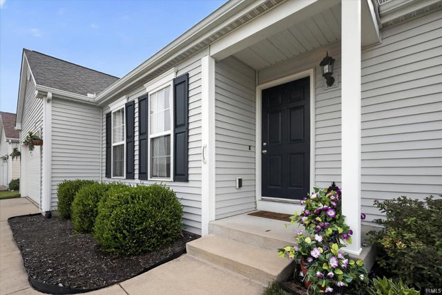 51740 Melwood Court, South Bend, IN 46628