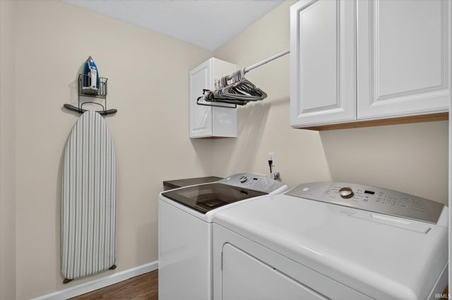 51740 Melwood Court, South Bend, IN 46628