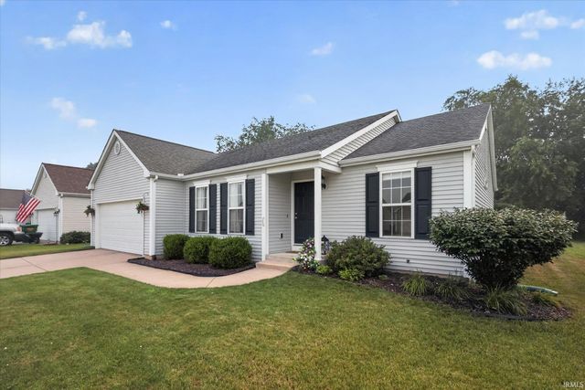 51740 Melwood Court, South Bend, IN 46628