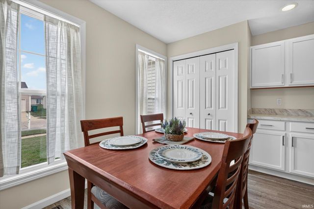 51740 Melwood Court, South Bend, IN 46628
