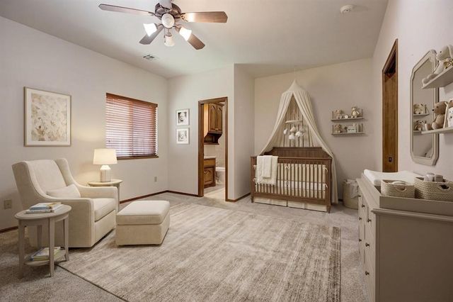 4315 Gallant Fox Drive, Edmond, OK 73025