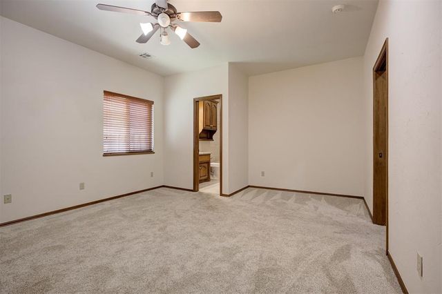 4315 Gallant Fox Drive, Edmond, OK 73025