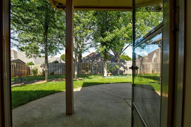 4315 Gallant Fox Drive, Edmond, OK 73025