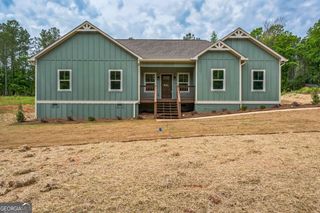 122 Long Shoals Avenue, Eatonton, GA 31024