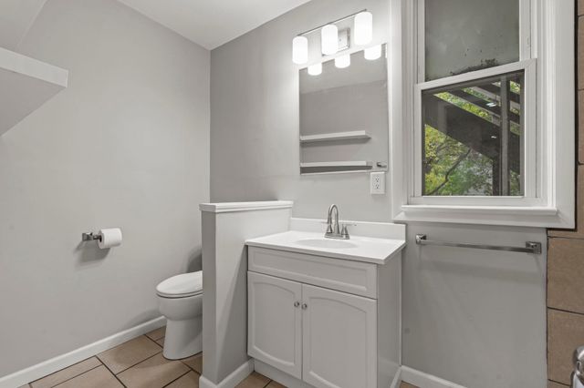 1632 Englewood Avenue, Saint Paul, MN 55104