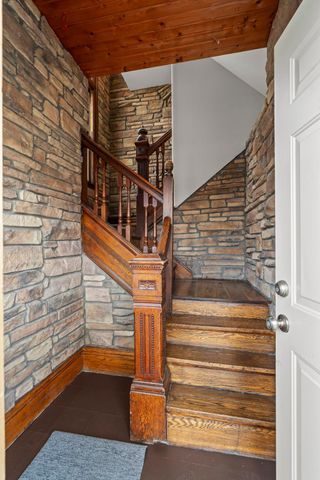 1632 Englewood Avenue, Saint Paul, MN 55104