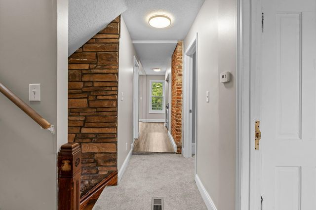 1632 Englewood Avenue, Saint Paul, MN 55104