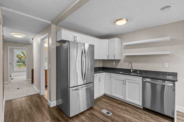 1632 Englewood Avenue, Saint Paul, MN 55104