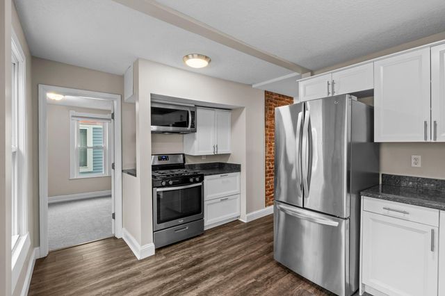 1632 Englewood Avenue, Saint Paul, MN 55104