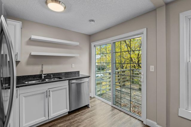 1632 Englewood Avenue, Saint Paul, MN 55104