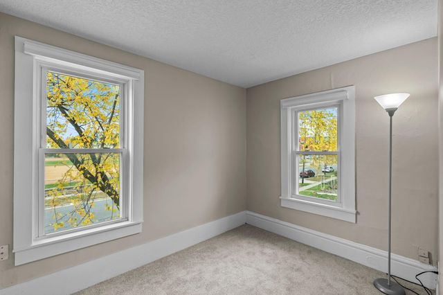 1632 Englewood Avenue, Saint Paul, MN 55104