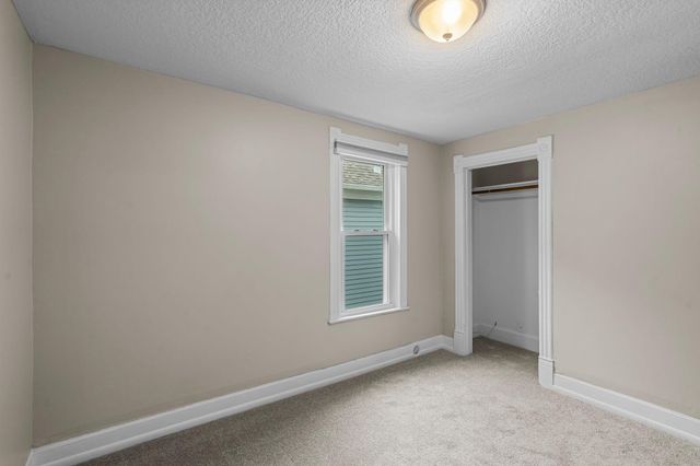 1632 Englewood Avenue, Saint Paul, MN 55104