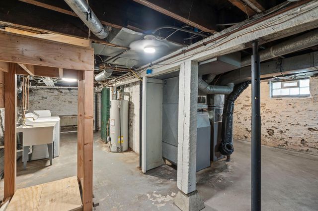 1632 Englewood Avenue, Saint Paul, MN 55104