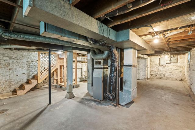 1632 Englewood Avenue, Saint Paul, MN 55104