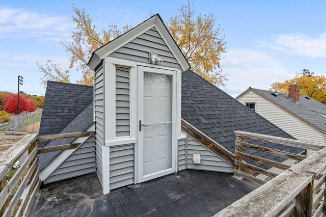 1632 Englewood Avenue, Saint Paul, MN 55104