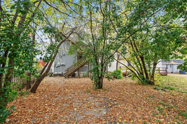 1632 Englewood Avenue, Saint Paul, MN 55104