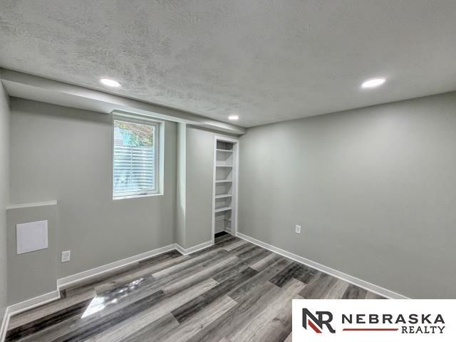 6036 Walnut Street, Omaha, NE 68106