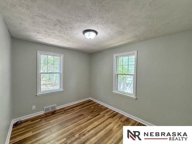 6036 Walnut Street, Omaha, NE 68106