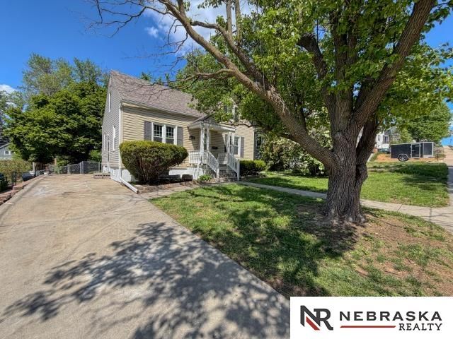 6036 Walnut Street, Omaha, NE 68106