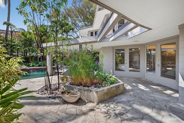 2040 Coral Reef Drive, Lauderdale By The Sea, FL 33062