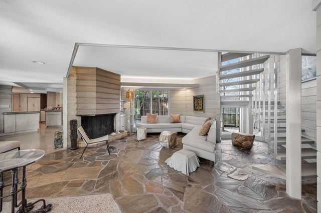 2040 Coral Reef Drive, Lauderdale By The Sea, FL 33062