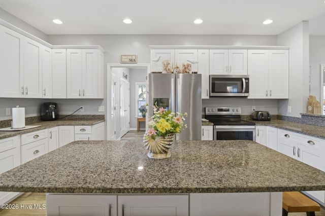 452 Lockwood Folly Road SE, Bolivia, NC 28422