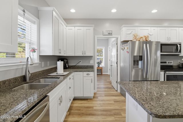 452 Lockwood Folly Road SE, Bolivia, NC 28422