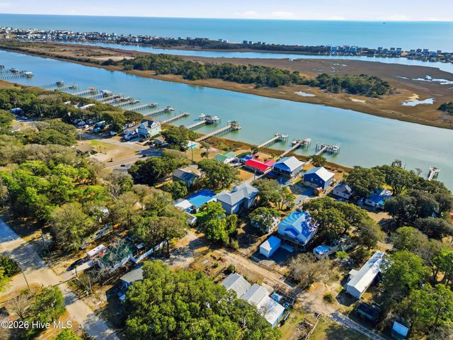 452 Lockwood Folly Road SE, Bolivia, NC 28422