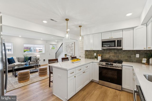 6966 FOWLER ST, Philadelphia, PA 19128