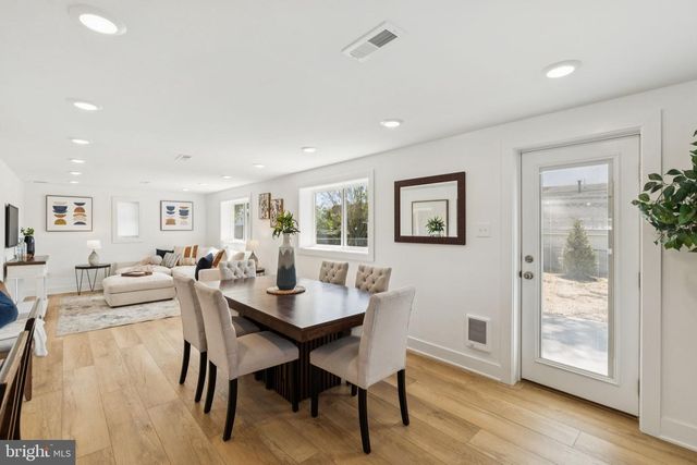 6966 FOWLER ST, Philadelphia, PA 19128