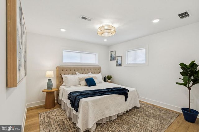 6966 FOWLER ST, Philadelphia, PA 19128