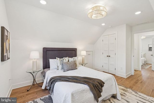 6966 FOWLER ST, Philadelphia, PA 19128