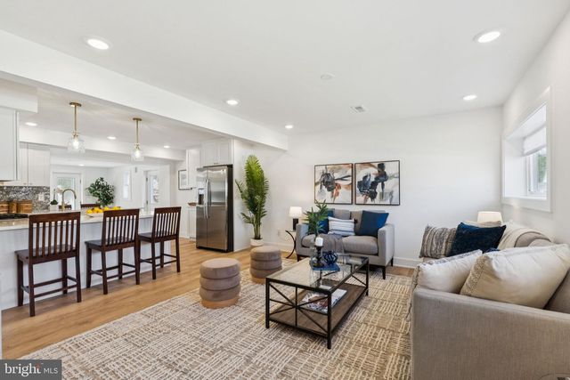 6966 FOWLER ST, Philadelphia, PA 19128