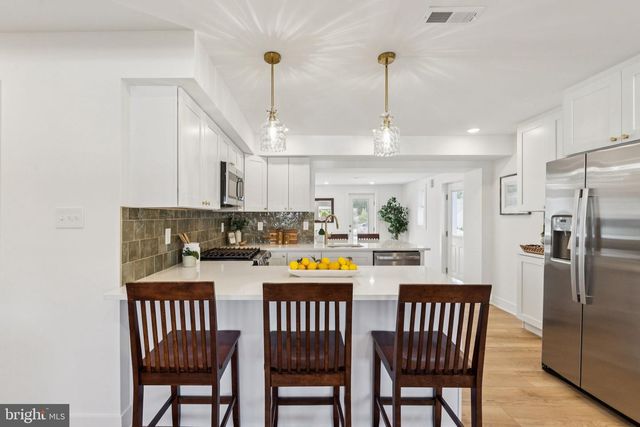 6966 FOWLER ST, Philadelphia, PA 19128