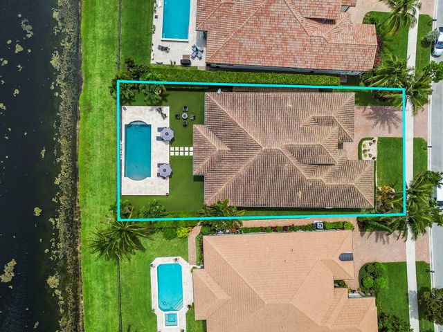 9307 Grand Prix Lane, Boynton Beach, FL 33472