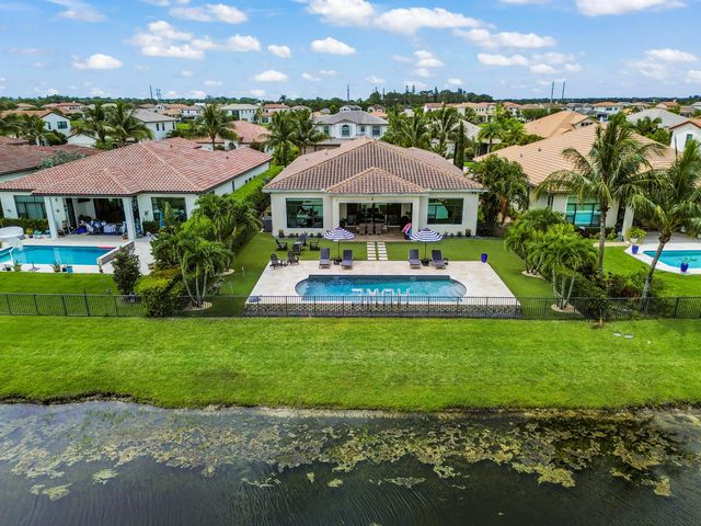 9307 Grand Prix Lane, Boynton Beach, FL 33472