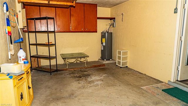5541 Westwind LN, Fort Myers, FL 33919