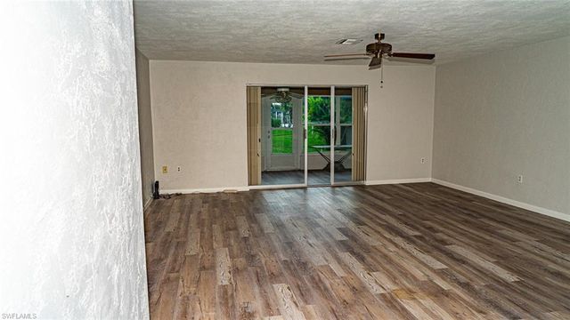 5541 Westwind LN, Fort Myers, FL 33919