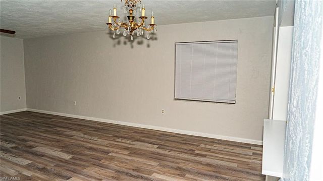 5541 Westwind LN, Fort Myers, FL 33919
