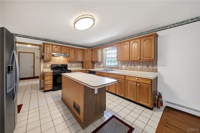 1846 County Route 8, Granby, NY 13126