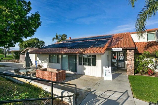 1973 Fairlee Drive, Encinitas, CA 92024