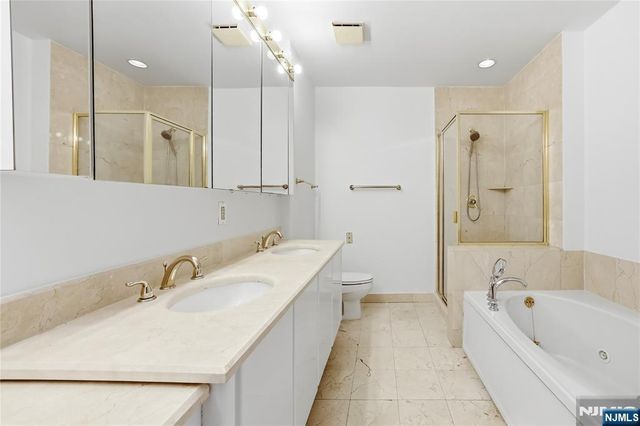 100 Winston Drive 5MN, Cliffside Park, NJ 07010