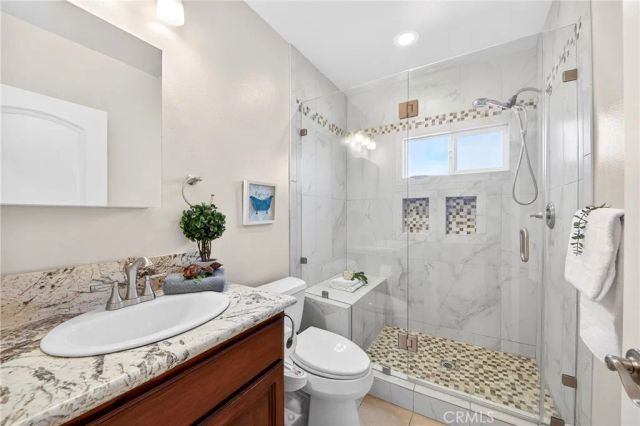 335 E Francis, La Habra, CA 90631