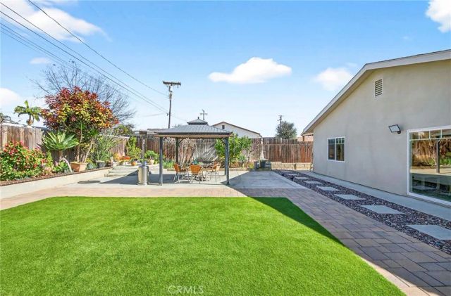 335 E Francis, La Habra, CA 90631