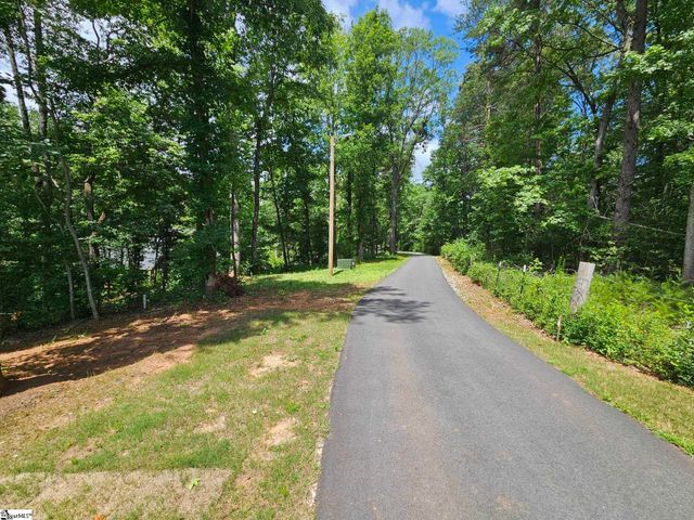 4220 N Blue Ridge Drive, Greer, SC 29651