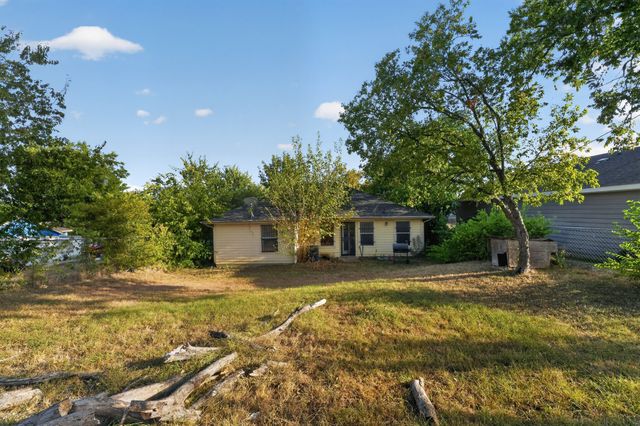 5532 Fernander Drive, Fort Worth, TX 76107