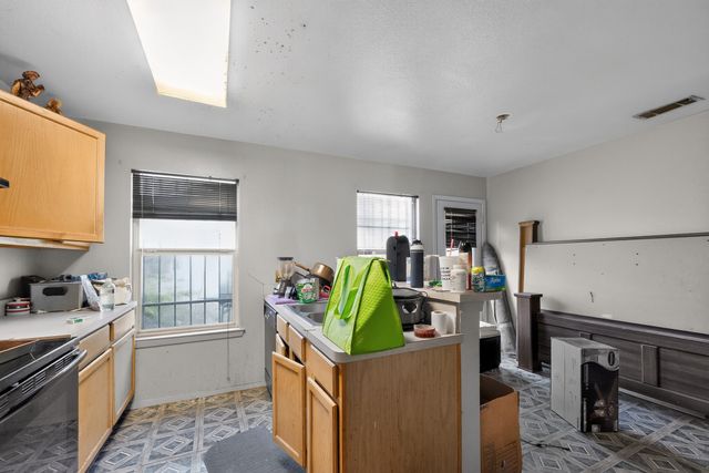 5532 Fernander Drive, Fort Worth, TX 76107