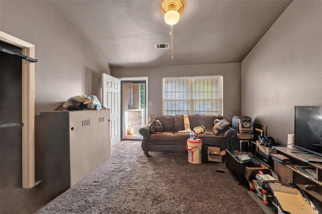 5532 Fernander Drive, Fort Worth, TX 76107