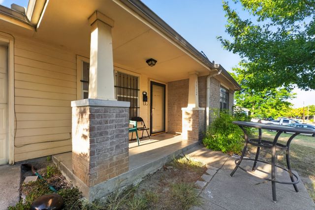 5532 Fernander Drive, Fort Worth, TX 76107