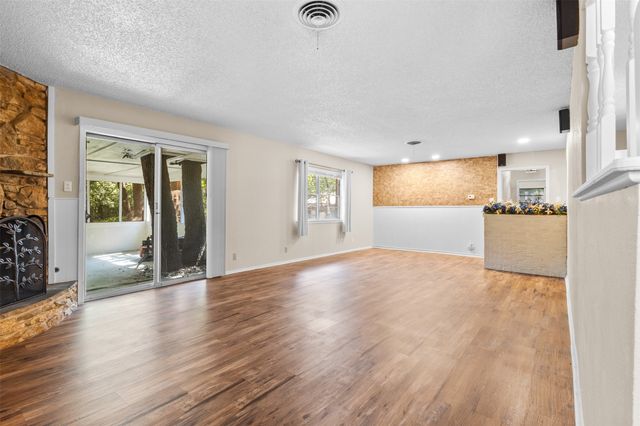3505 Sunset Lane, Dalworthington Gardens, TX 76016